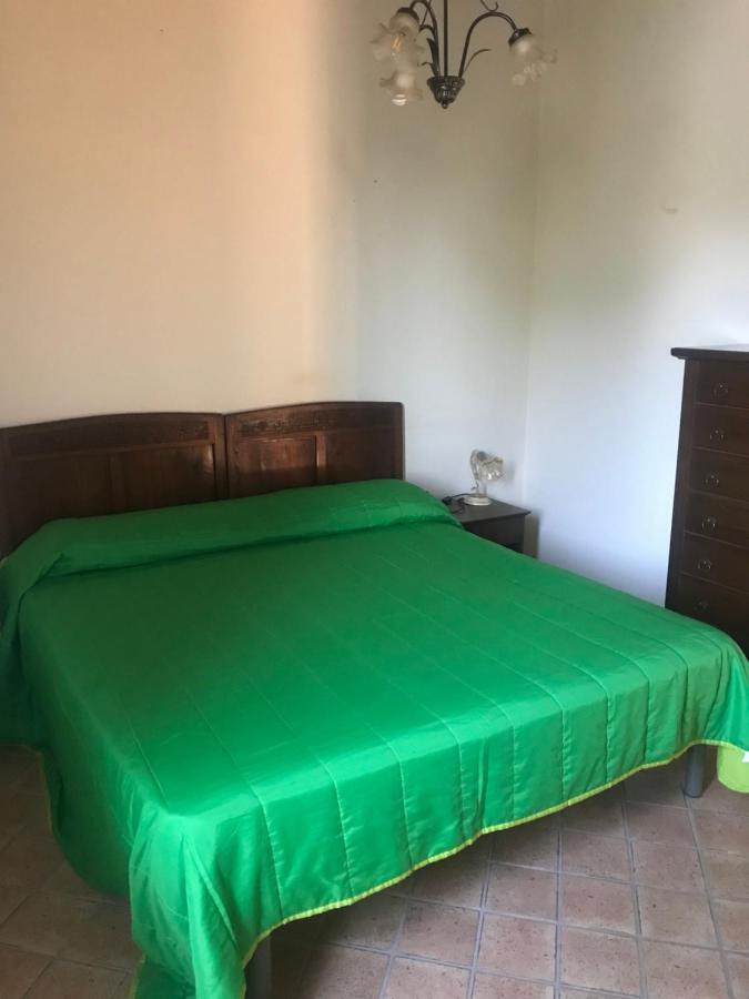 Вилла Residenza Le Querce Bilocale Fossato di Vico Экстерьер фото